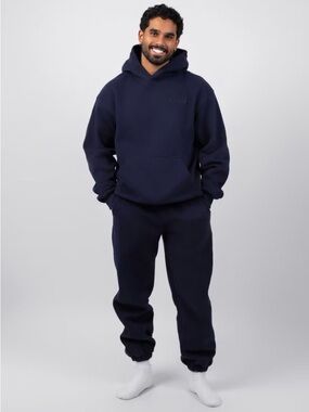Comfrt 2 Piece set (BOTH PIECES!!)